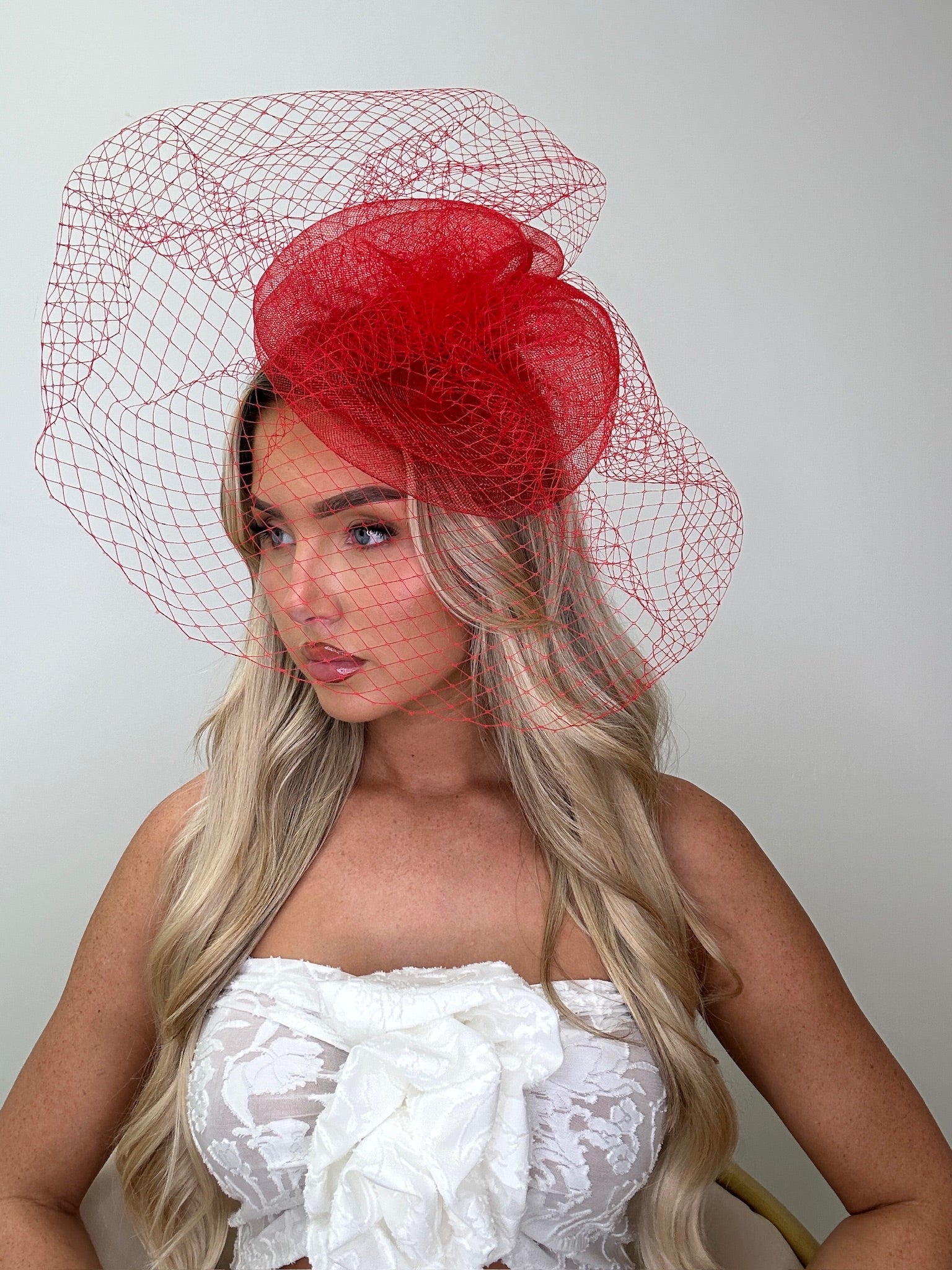 Plate Fascinator Clip Red