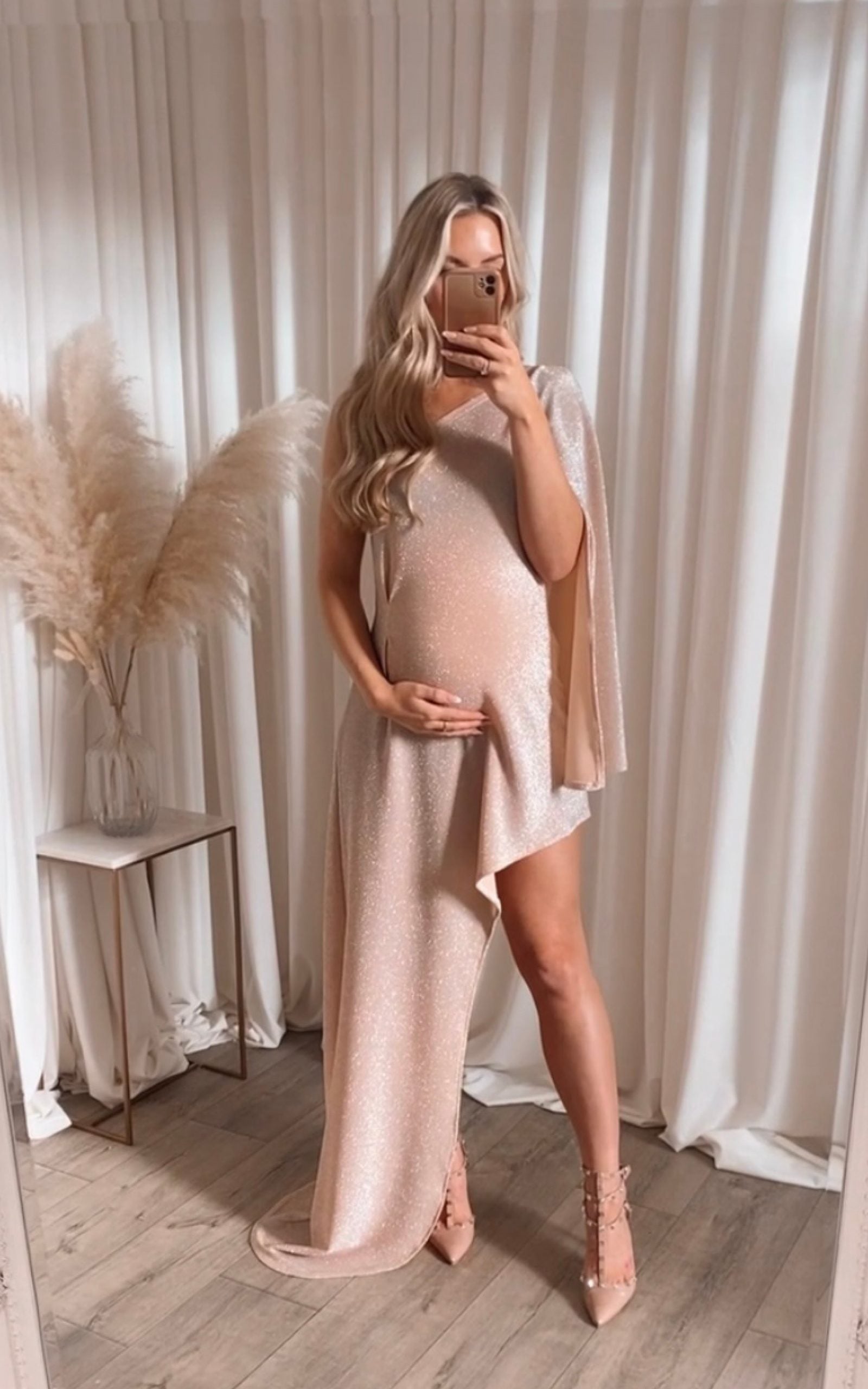 Glitter maternity outlet dresses