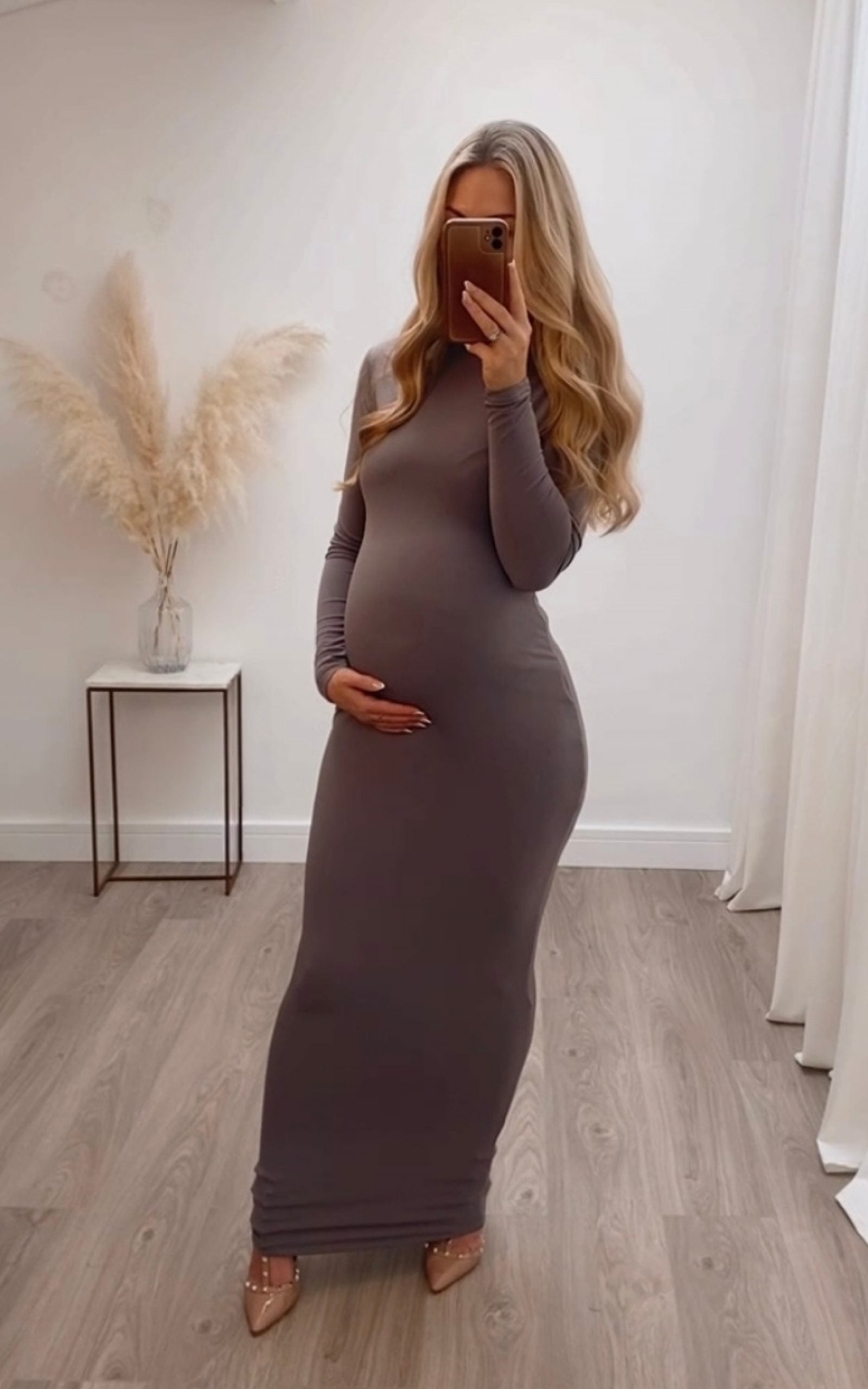 Maternity maxi outlet dress near me