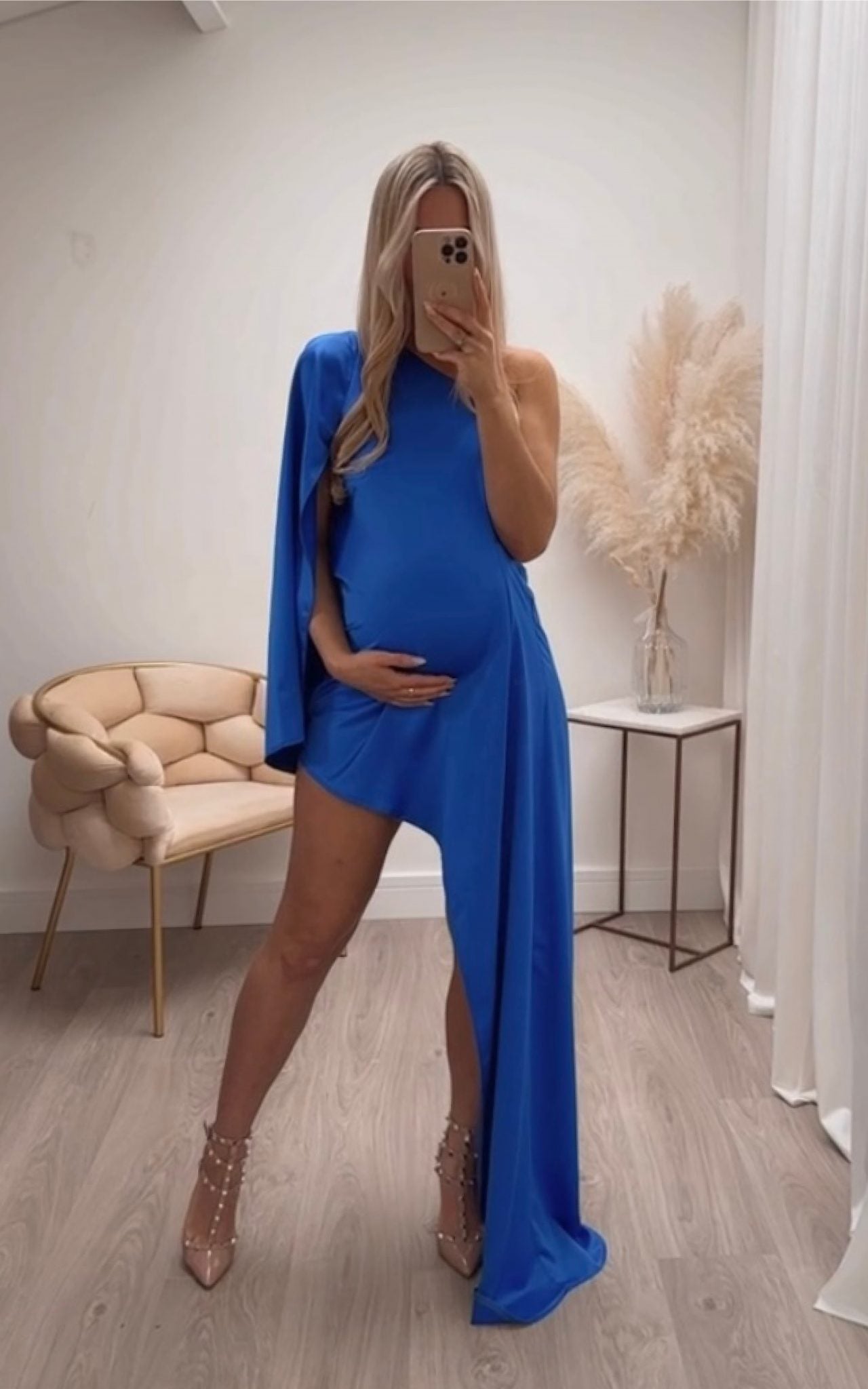 Royal blue off 2025 the shoulder maternity dress